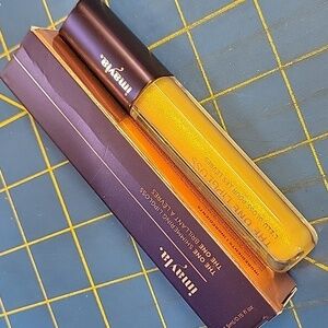 Imayla Shimmering Lip Gloss 4.5ml New in Box - 24k Kiss